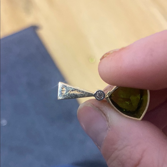 Peridot and diamond 14k gold charm - Picture 4 of 6